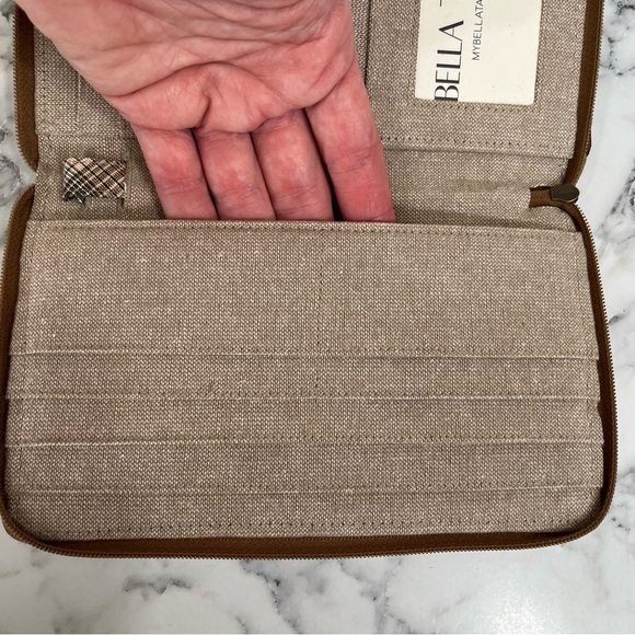 Bella Taylor Quilted Wallet Plaid Patchwork Zip Wristlet Red Tan Cotton - Picture 10 of 12